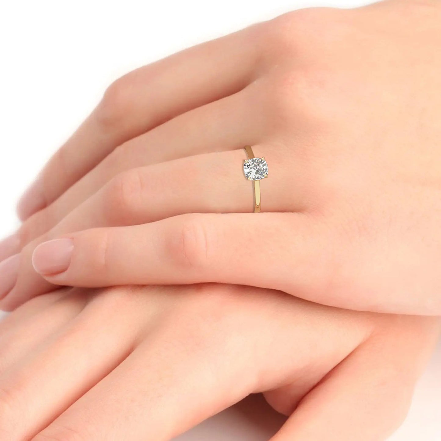 FR2963 Brilliant cut Solitaire